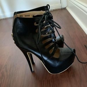 Lace-up stiletto booties